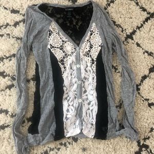 Daytrip - Lace Cardigan — size medium